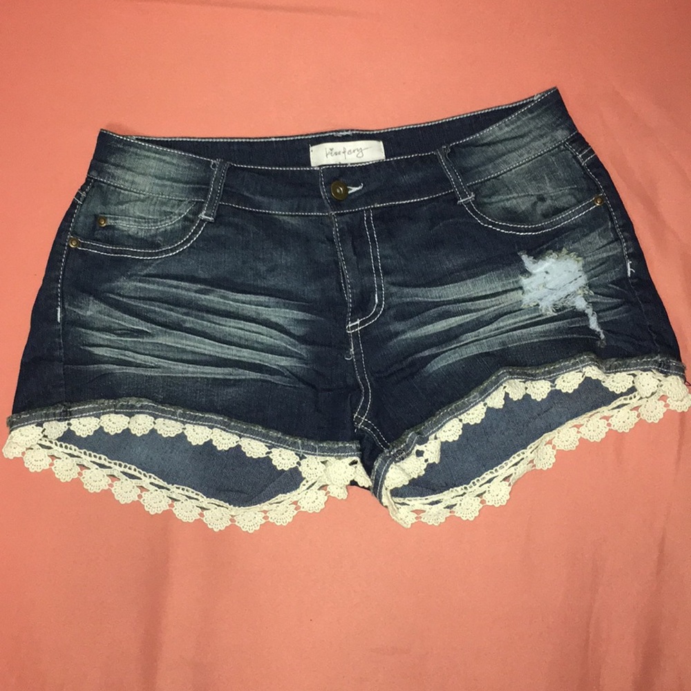 Juniors denim shorts with lace